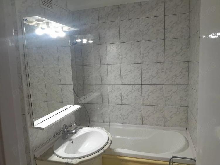 Apartament cu 2 camere decomandat în Torontalului