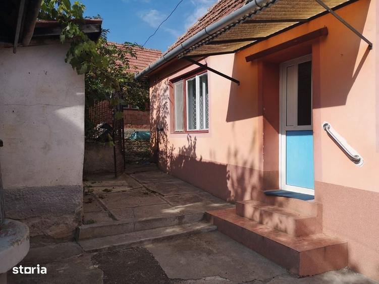 Casă cu 2 camere cu Teren 750 Mp în Șura Mare