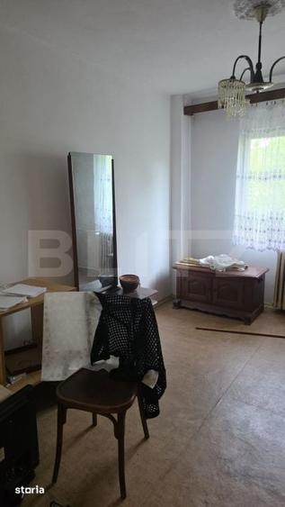 Apartament cu 2 camere decomandat în Republicii