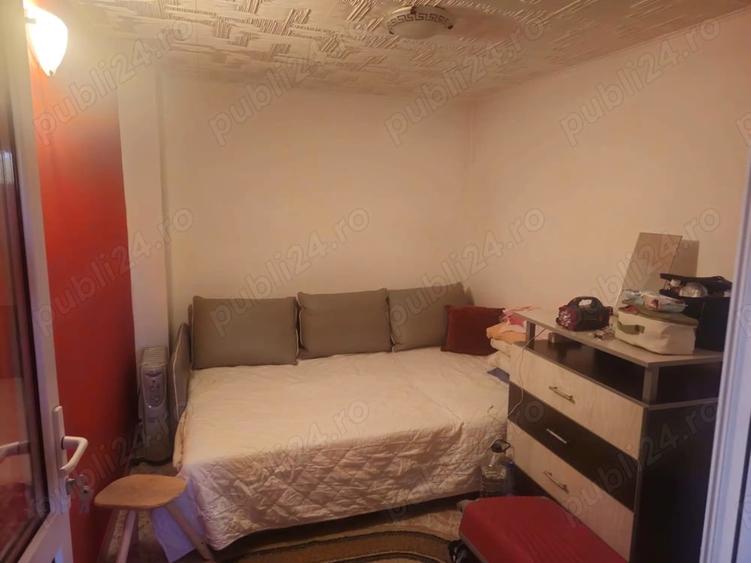 Casă cu 5 camere cu Teren 130 Mp în Central