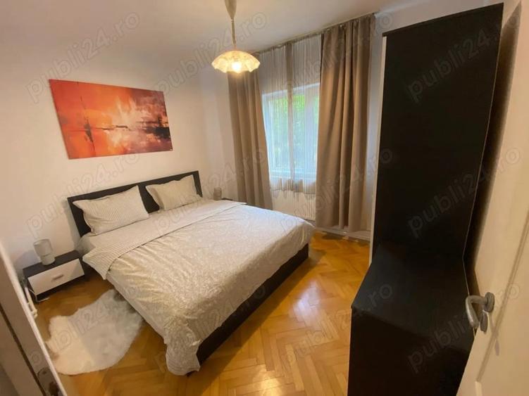 Apartament cu 3 camere decomandat în Spitalul Județean