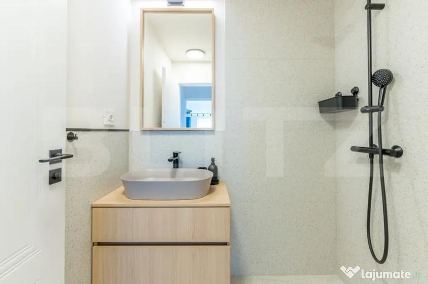 Apartament 3 camere, 95 mp, 2 parcari, zona UMF - 1