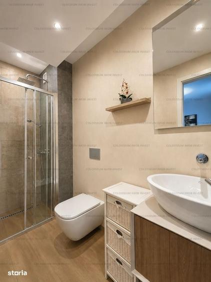 Apartament cu 3 camere decomandat în Tractorul