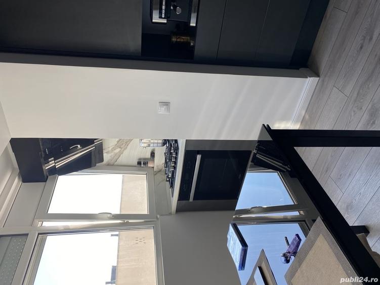 Apartament cu 3 camere decomandat în Cuza