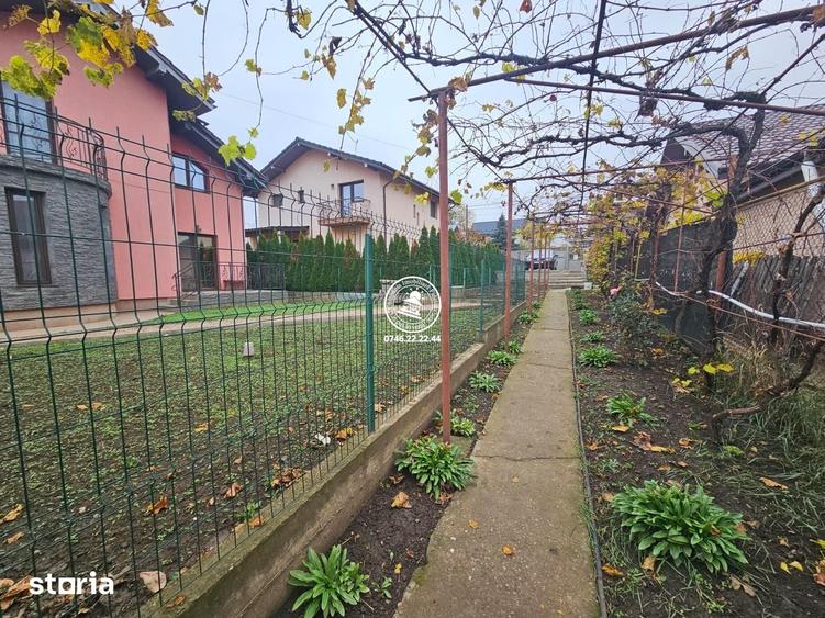 Casă cu 5 camere cu Teren 300 Mp în Valea Lupului