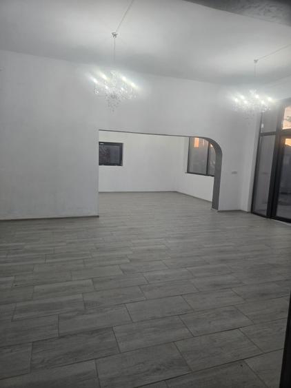 Spațiu comercial, de 90 mp, în Exterior Vest