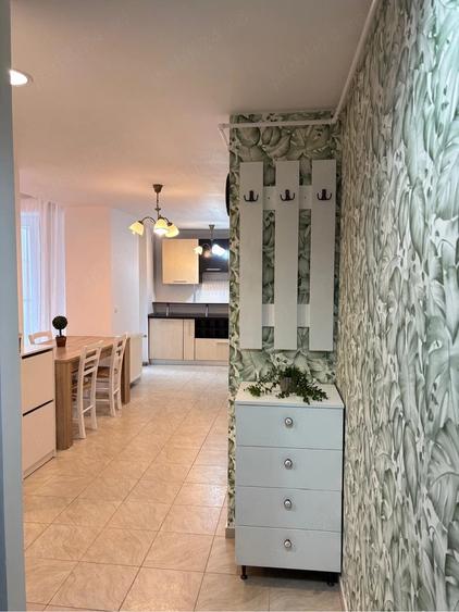Apartament cu 2 camere semidecomandat în Colentina