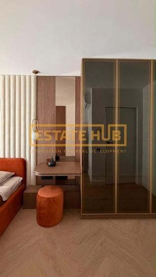 Apartament cu 3 camere semidecomandat, mobilat în Central