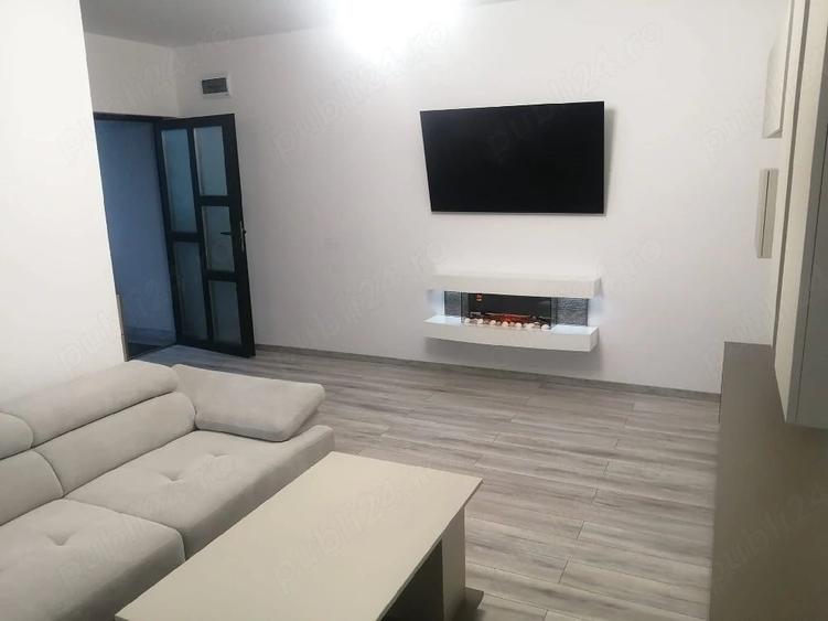 Spațiu comercial, de 420 mp, în Jucu