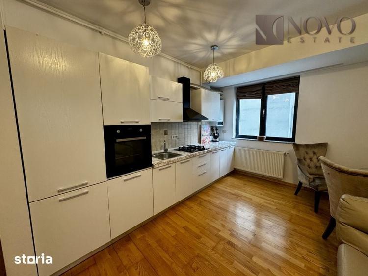 Apartament cu 3 camere semidecomandat în Herăstrău