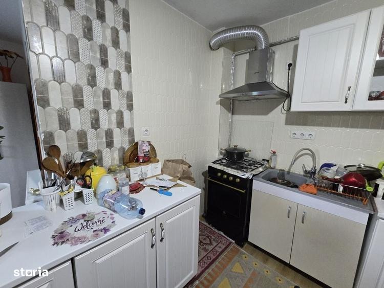 Casă cu 4 camere în Bughea de Sus