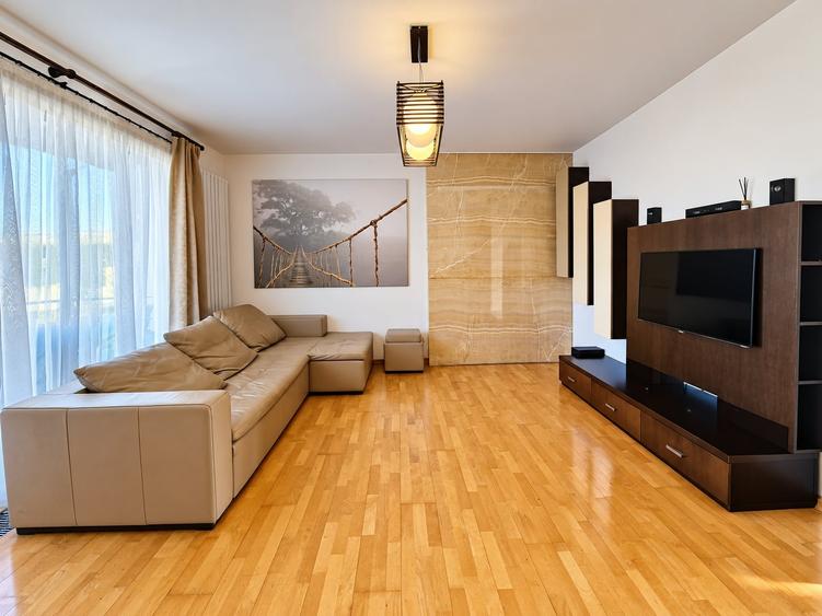 Apartament cu 3 camere decomandat, mobilat în Voluntari