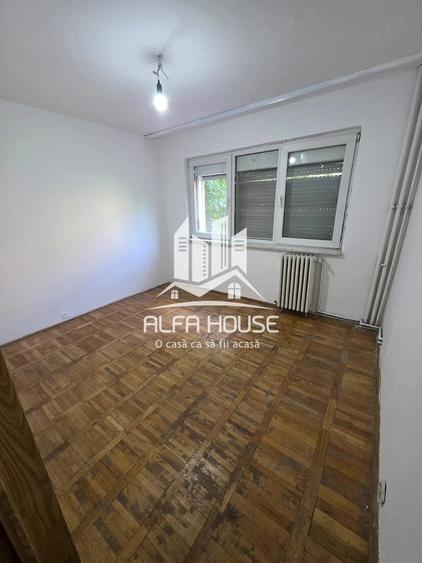 Apartament cu 3 camere semidecomandat în Govândari