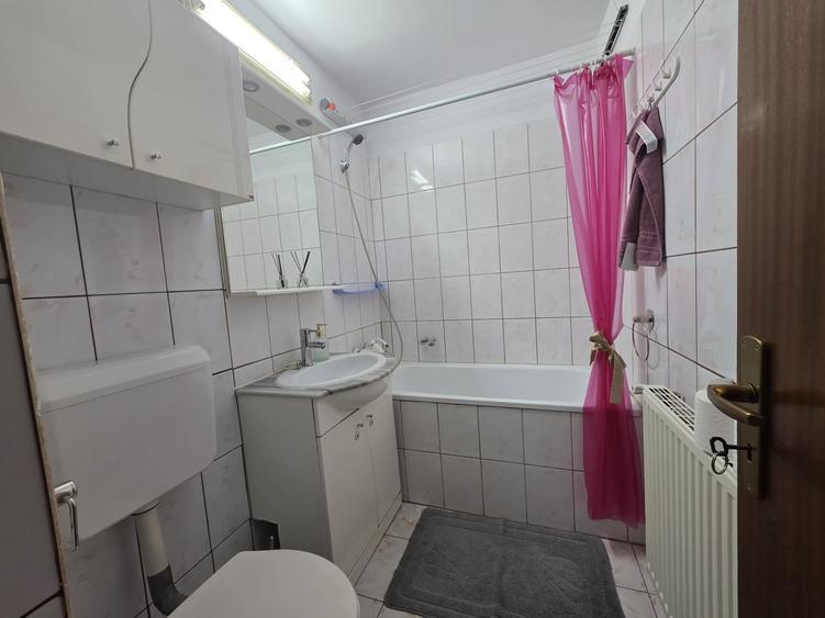 Pantelimon parc soseaua Garii Catelu doua camere dec centrala proprie mobilat - 8