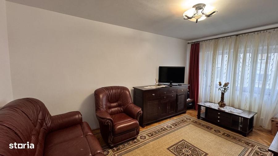 Apartament cu 2 camere decomandat în Central