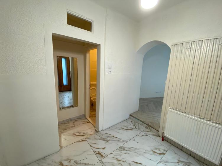 Spațiu comercial, de 120 mp, în Central