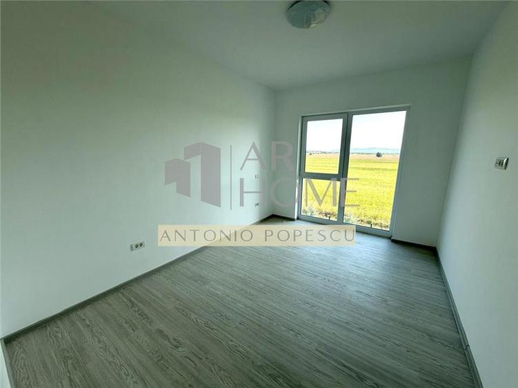 Apartament cu 3 camere decomandat în Albert