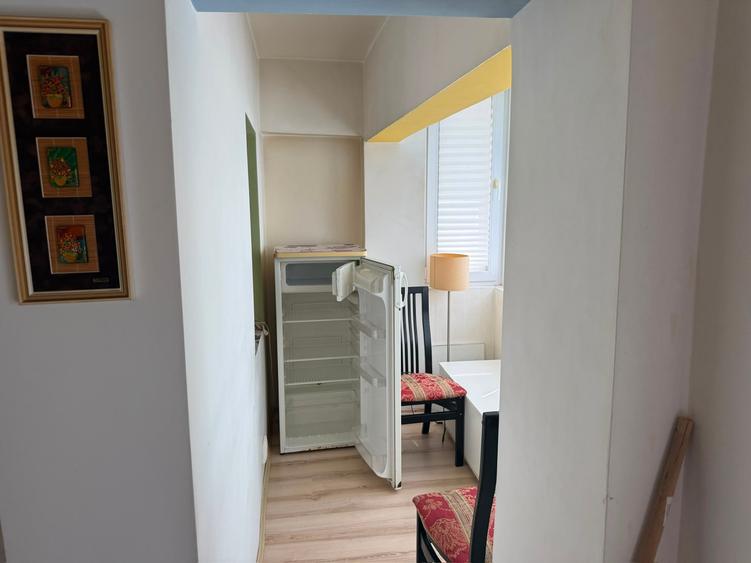 Garsonieră semidecomandată în Brâncoveanu