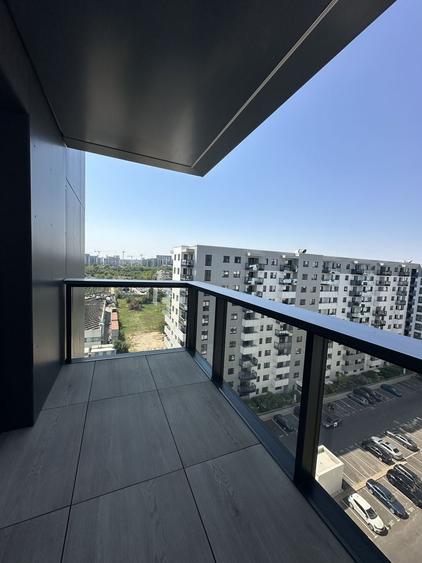 Apartament cu 3 camere în Sud-Vest