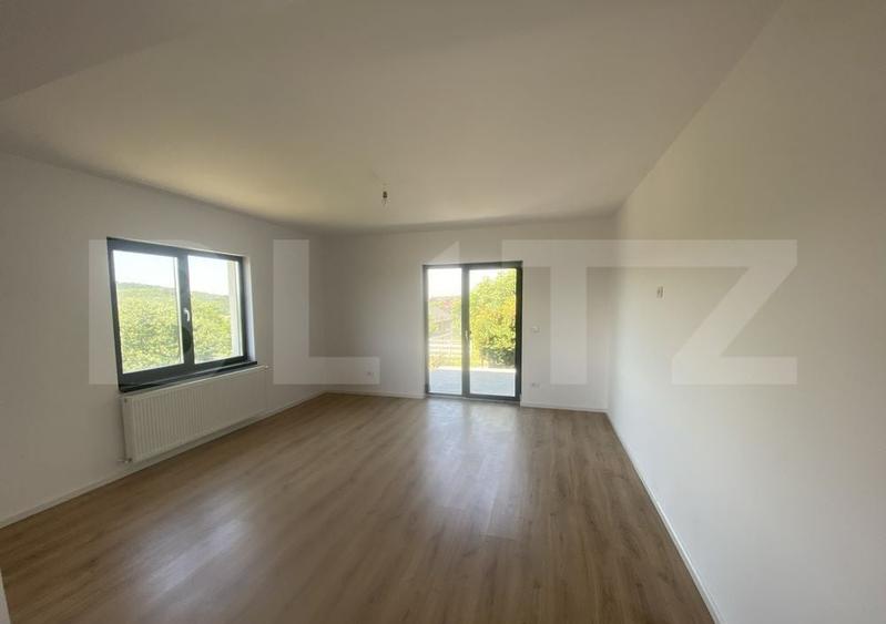 Casă individuală cu 3 camere cu Teren 818 Mp în Valea Adâncă
