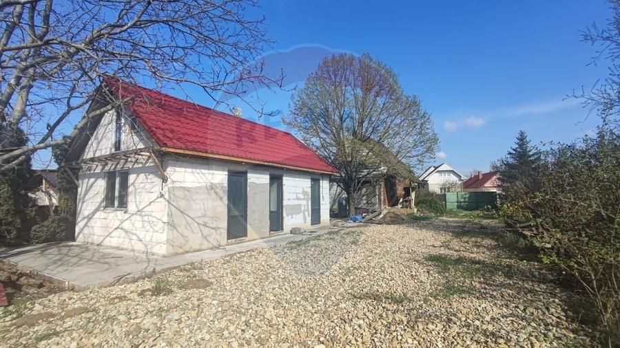 Casă cu 5 camere cu Teren 2324 Mp în Fughiu