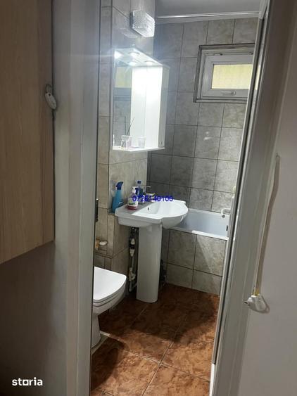 Garsonieră decomandată în CET