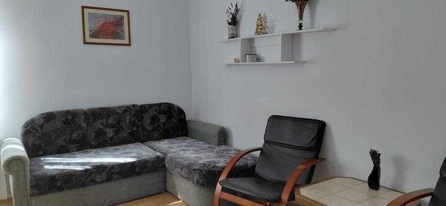 Apartament cu 2 camere decomandat în Florești