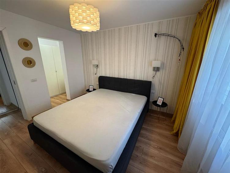 Apartament cu 3 camere decomandat, mobilat în Central