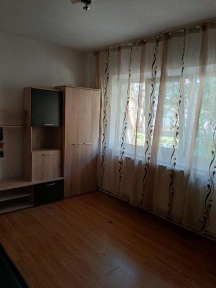 Apartament cu 2 camere decomandat în Exterior Vest