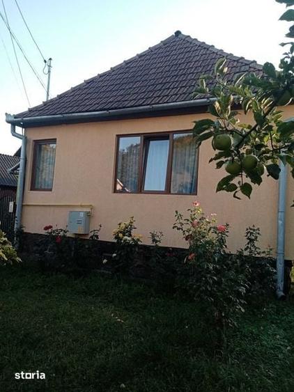 Casă cu 4 camere cu Teren 168 Mp în Ideciu de Jos