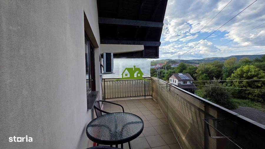 Apartament cu 3 camere în Republicii