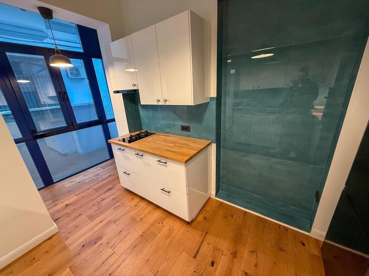 Apartament cu 4 camere în Dorobanți