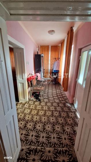 Casă cu 4 camere în Cistei