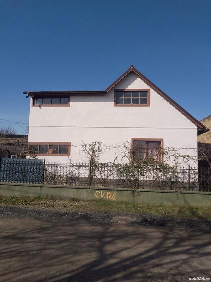 Casă cu 2 camere cu Teren 500 Mp în Bretea Mureșană