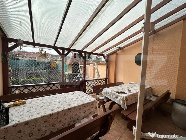 Casă cu 5 camere cu Teren 761 Mp în Blașcovici