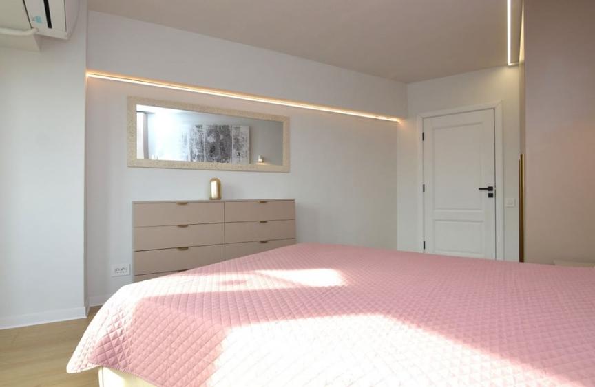 Apartament cu 3 camere decomandat, mobilat în Unirii