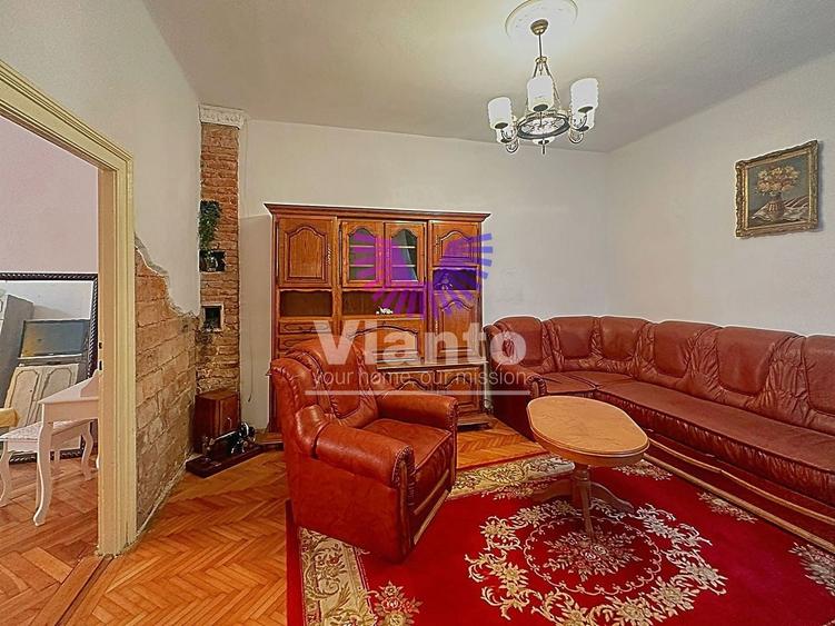 Casă individuală cu 2 camere cu Canalizare în Ultracentral