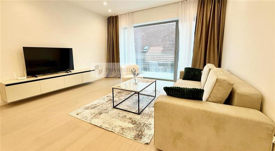 Apartament cu 2 camere semidecomandat, mobilat în Aviației
