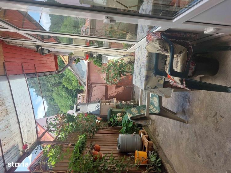 Casă cu 3 camere cu Teren 98 Mp în Central
