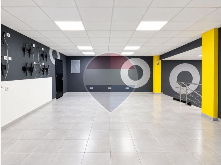 Spațiu comercial, de 80 mp, în Apusului
