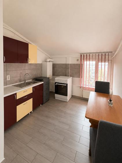 Apartament cu 2 camere în Girocului