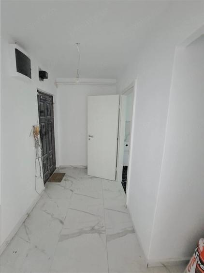 Apartament cu 2 camere semidecomandat în Tipografilor