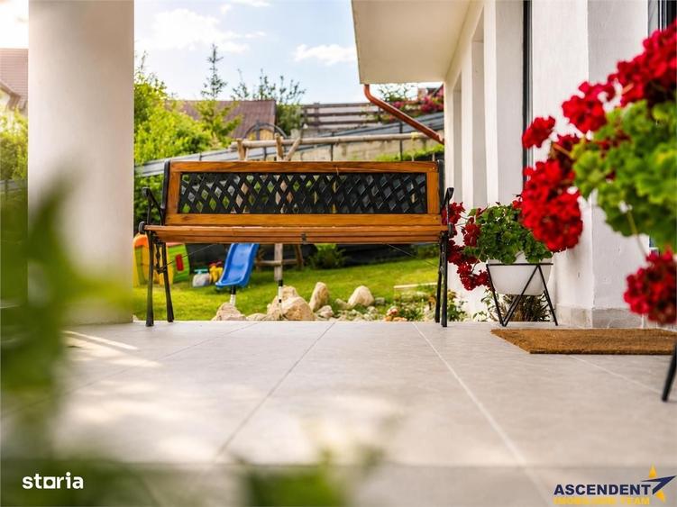 Spațiu comercial, de 500 mp, în Moieciu
