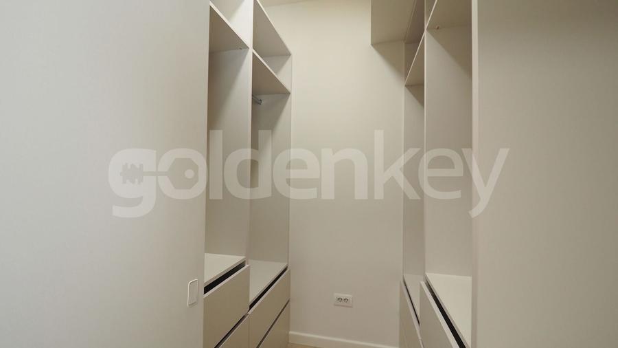 Apartament cu 4 camere decomandat, mobilat în Herăstrău