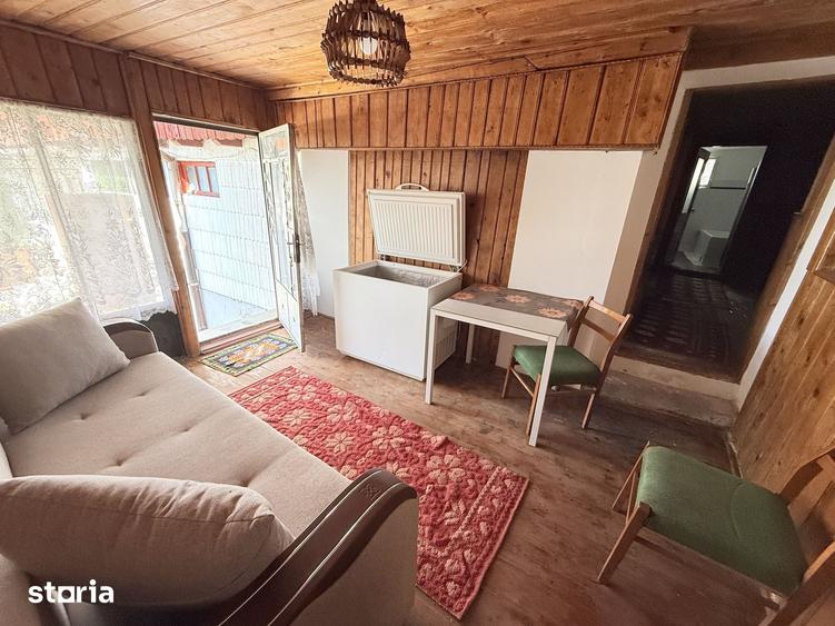 Casă cu 5 camere cu Teren 1500 Mp în Valea Doftanei