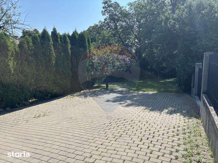 Spațiu comercial, de 130 mp, în Andrei Mureșanu