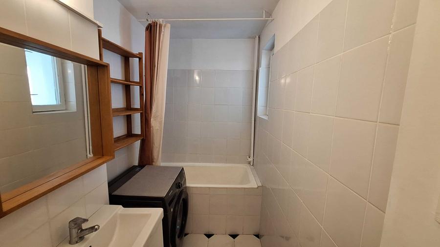 Apartament cu 2 camere semidecomandat în Baba Novac