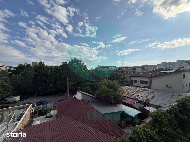 Apartament cu 3 camere în Decebal