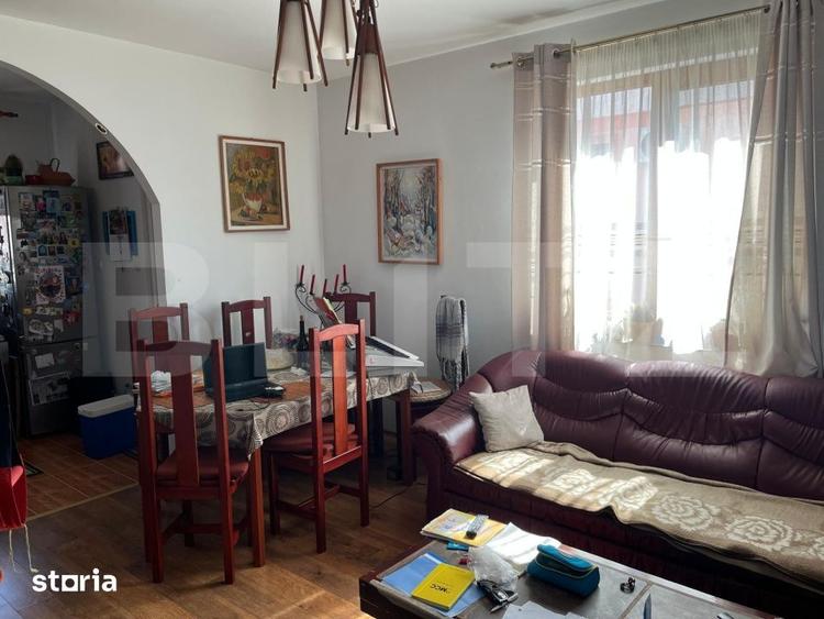 Casă cu 4 camere cu Teren 249 Mp în Biharia