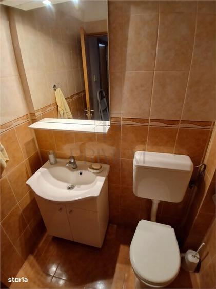Apartament cu 3 camere semidecomandat, mobilat în Iosefin